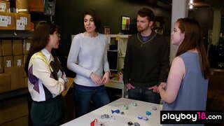 ���ือสมัครเล่นแน่นอรับโฟว์ซัมแล้วสาวช่างกับไอ้นั่นข้าหิว MILF housewives