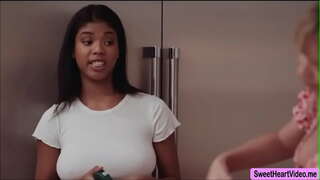 Stepdaughter Nia Nacci पाहण्यासाठी Dana DeArmond तिच्या ओल्या मांजर licks