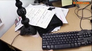 Dudeした対応温事業女性のためにお金を