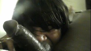 ���სუქანა Betty იჭერს ჩემი თხილის და tingle ჩემი ბურთები