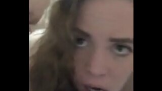 Slutwife गहरे गले और गुदा creampie लेता है इससे पहले कि farting यह बाहर है, जबकि कमिंग