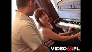 Ǆ�料男女別の映画-音楽、エバ-ジュリア-クシュナッディノバが実行[ピックアップ]