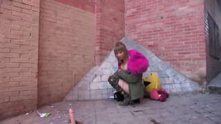 Nina snap Madrid waarm mat Hirem phone bustings!